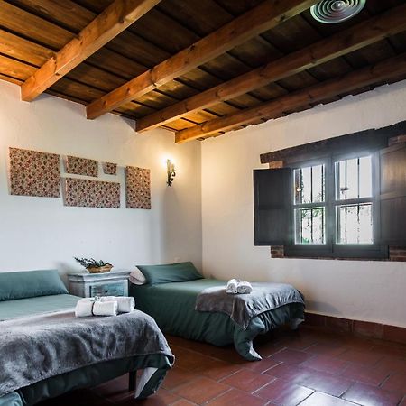 Hotel El Pueblo De Leo Badajoz Esterno foto