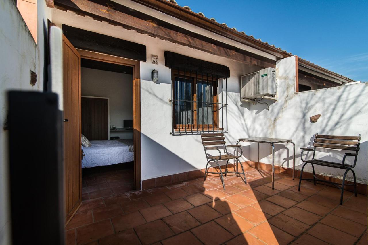 Hotel El Pueblo De Leo Badajoz Esterno foto